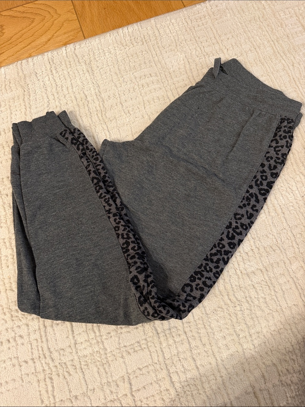 Splendid Gray Leopard-Print Sweat Set - Picture 2 of 8
